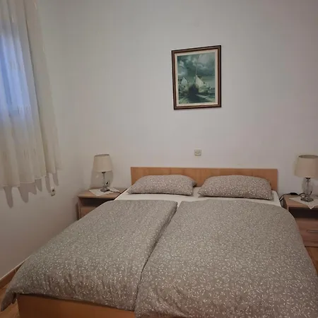 Apartamento Srzic No1